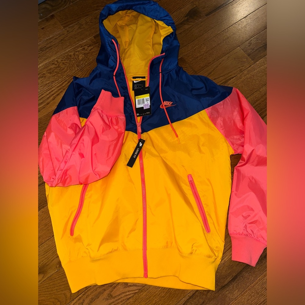 ✨NWT Nike Multi-Color Jacket